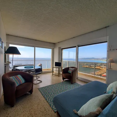 Tour Mediterranee 10e Etage T2 38m2 Frejus