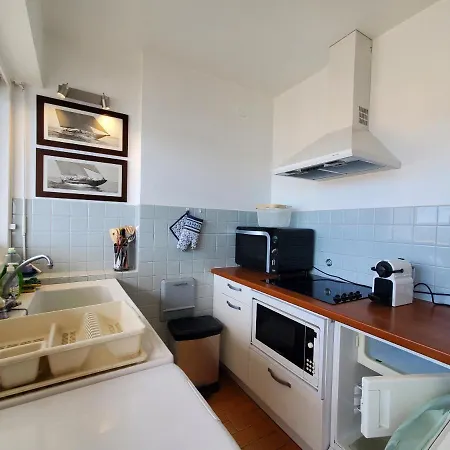 Tour Mediterranee 10e Etage T2 38m2 Fréjus