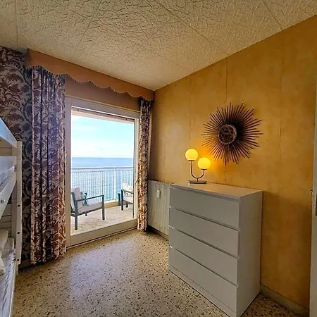 Tour Mediterranee 10e Etage T2 38m2 Fréjus